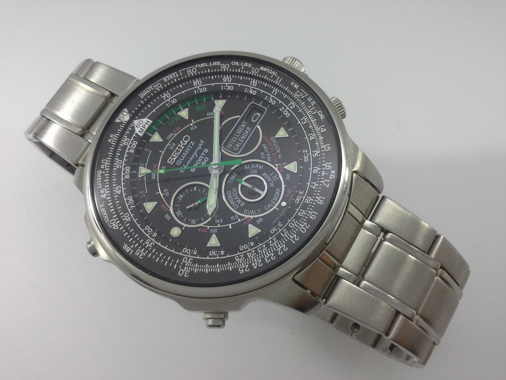 A gents Seiko Sports 150 aviators chronograph watch model 6M237000
