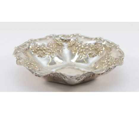 A silver embossed trinket dish, Sheffield 1903, by Mappin &amp; Webb, 14cm, 96gm.