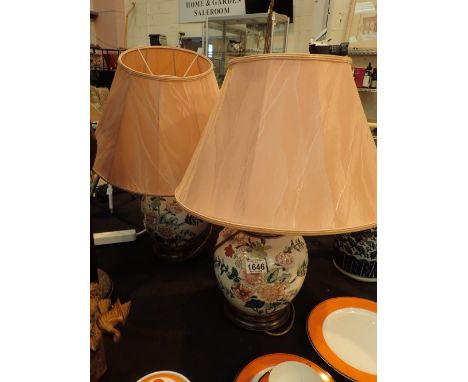 Pair of Chinese ceramic lamps bases H: 29 cm