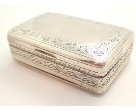 Hallmarked silver Georgian snuff box with gilt interior assay London 1819 37g