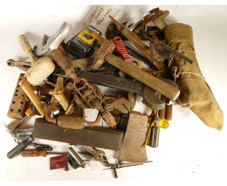 A collection of early 20th century and later carpenters hand tools, in four boxes. (4) 
