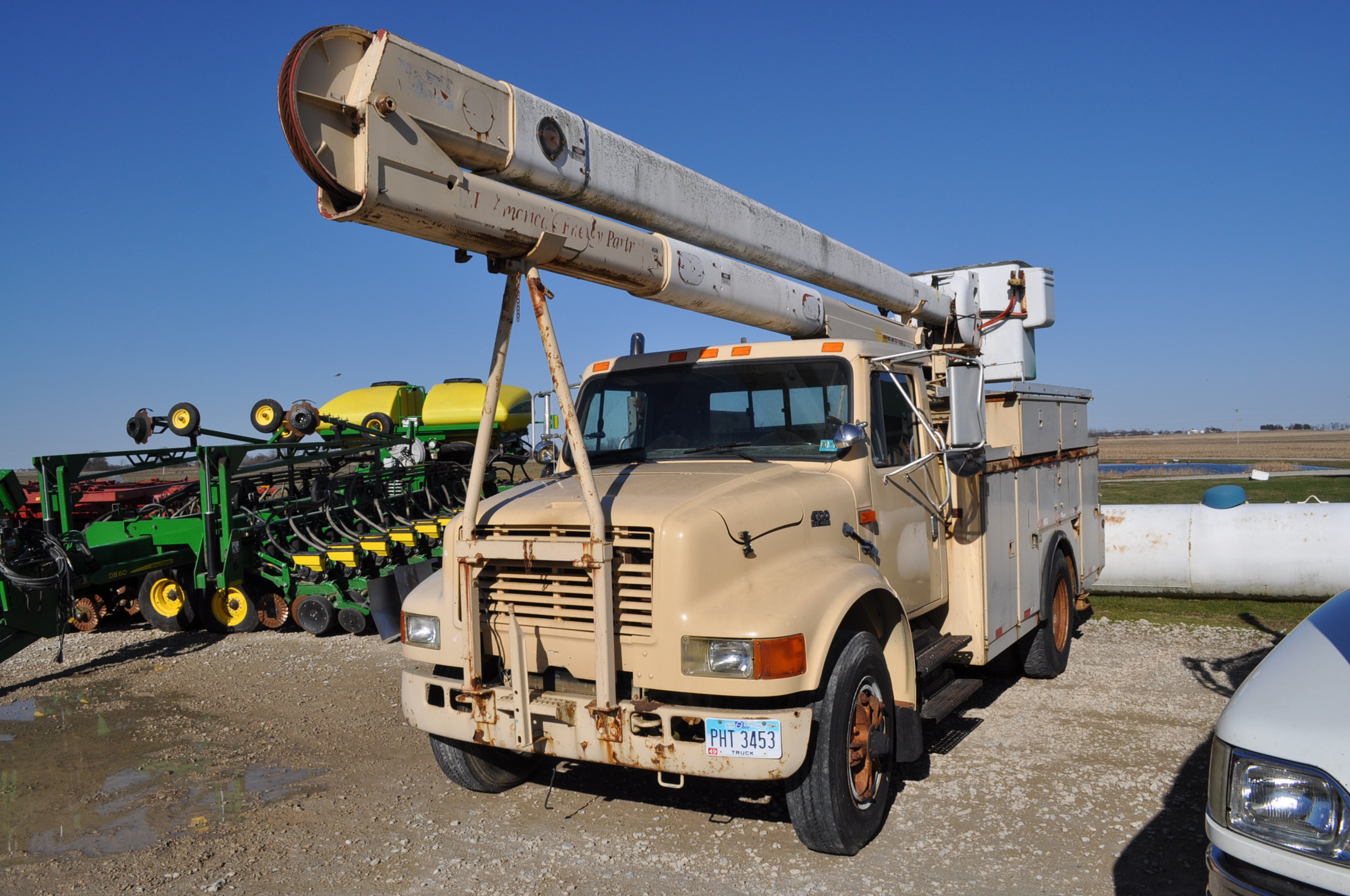 1994 International 4700 bucket truck, single axle, 152” WB, DT408, 7