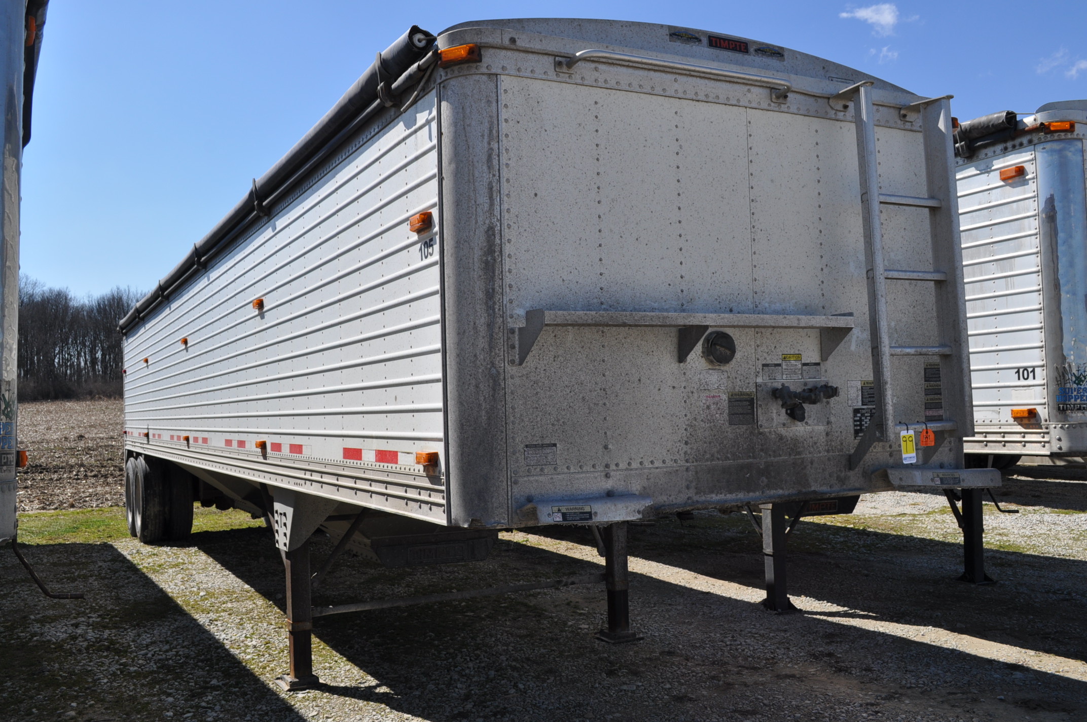 40’ 2007 Timpte hopper bottom trailer, 66” sides, Ag hopper, roll tarp