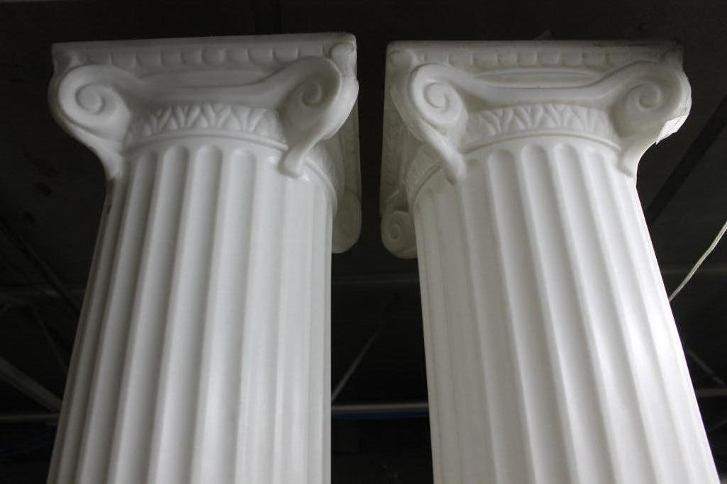 LOT (6) Assorted Height Plastic Columns (3) 32 in., (1) 72 in., (2