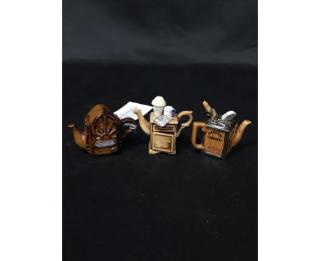 CARDEW 'TINY TEAPOT' COLLECTION, along with a collection of other novelty teapots