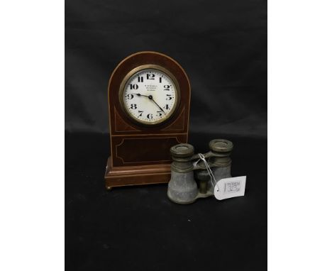 EDWARDIAN MAHOGANY MANTEL CLOCK, along with a pair of le Jockey Club opera glasses (2)