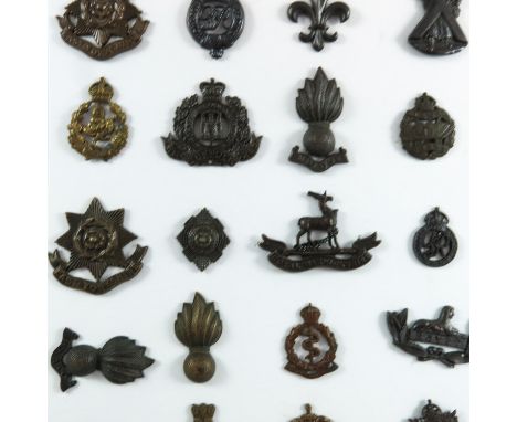 MILITARIA, A COLLECTION OF 24 BRITISH ARMY OFFICER'S COLLAR BADGES, WORCESTERS, WARWICK, GLOSTER ETC.