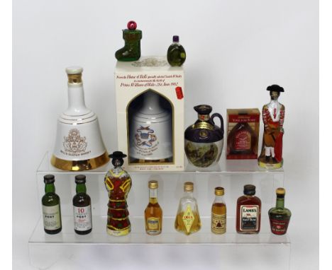 A bottle of Bell's Scotch whisky to commemorate the 21st birthday of William Prince of Wales and a small quantity of miniatur