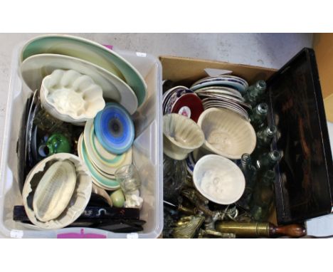 A collection of brassware to include horse brasses, a horn, faucet, vintage bottles, some inscribed 'MacDonald Bros', ceramic