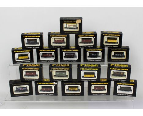 Nineteen boxed Graham Farish N gauge rolling stock to include Single Vent Van 'Knorr' no.2313, a Seven Plank Wagon 'Frost' no