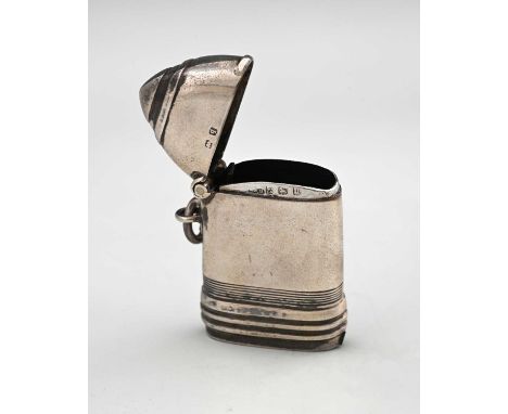 A George V novelty silver vesta case, modelled in the form of a First World War Howitzer shell, with a hinged cover, the base