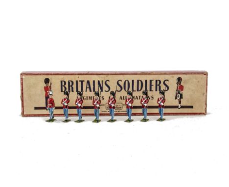 Britain set 2019 Danish Army Life Guards, in ROAN box, F in F box
All pieces present. Slight crack to the neck of one guard, 