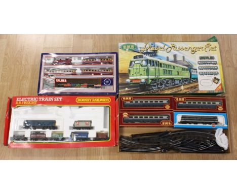 Model Railway: A collection of three OO Gauge model railway sets to comprise: GMR Diesel Passenger Set, Hornby Railways BR Fr