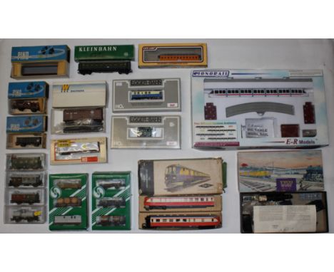 Model Railway: A collection of assorted model railway to include: Fleischmann, Piko, Kleinbahn, Walthers, Egger-Bahn and more