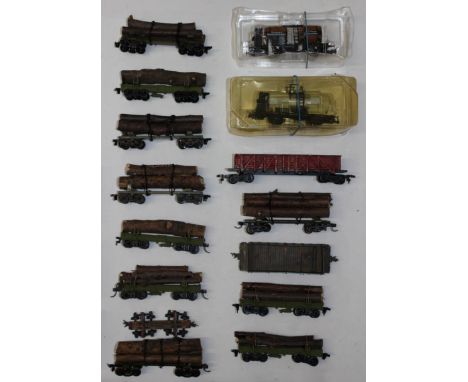 Model Railway: A collection of assorted unboxed model railway to include: five locomotives: Lady Disdain, Saint Patrick, Sain