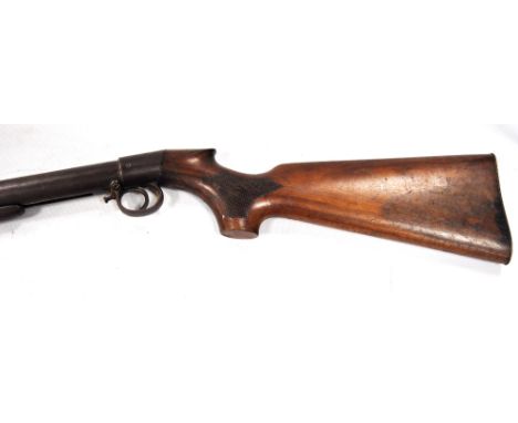BSA vintage .177 air rifle, no. 28272.(Scottish buyers must have an air weapon licence)