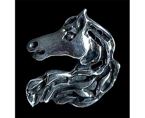 1 Medium size 20th century silver detailed horse button. This horse head in heavy silver is beautifully designed and made. Is