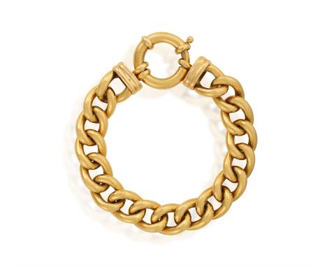 A GOLD BRACELETThe curb-link chain with reeded terminals, finishing with a large spring ring clasp, in 18K gold, length 22.5c