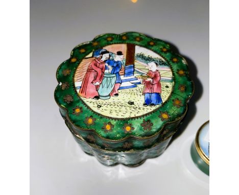 A Cantonese circular covered box in enamel decorated with Chinese figures, diameter 7cm; a modern enamel trinket box; a ring 