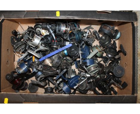A LARGE QUANTITY OF ASSORTED FISHING REELS to include K. P. Morritt's Intrepid, Mitchell, Daiwa, Shakespeare etc