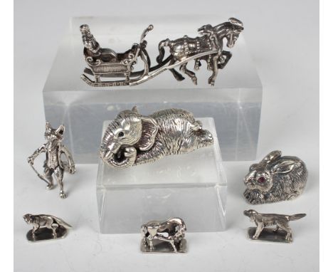 An early 20th century late Victorian silver model of a single horse-drawn troika, import mark Chester 1902 by Samuel Boyce La