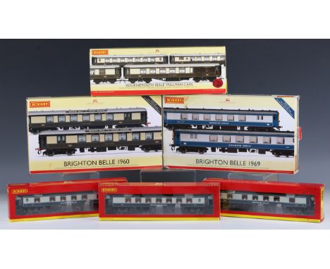 A Hornby gauge OO DCC Ready R.3184 Brighton Belle 1960 train pack, an R.2988 Brighton Belle 1969 trailer car pack and an R.41