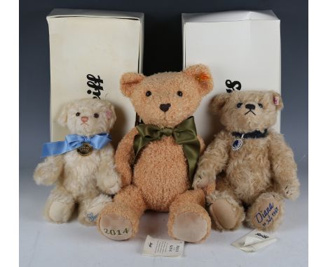 Eleven modern Steiff teddy bears, comprising 2014 Cosy Year Bear, 2013 Teddy Bear, Diana 1st July 1961, Aquarius, William, 20