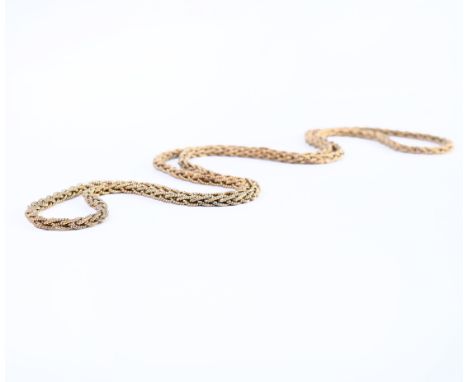 14 kt. Gouden sautoir, bestaande uit een vossenstaart schakel, de schakels getorst bruto 40,6 gr., l. 80 cm [1] 14 k. Gold sa
