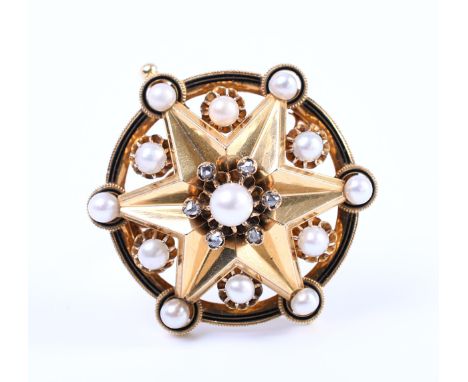 Frankrijk, 18 kt. gouden ronde broche, ca. 1900. De voorzijde met een ster, bezet met parels, kleine roos geslepen diamanten 