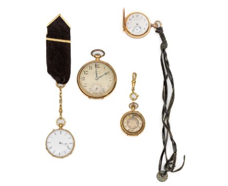 Vier gouden remontoir horloges. Twee van 14 kt. goud en twee van 18 kt. Twee met gouden binnendeksel en horlogeketting.  brut