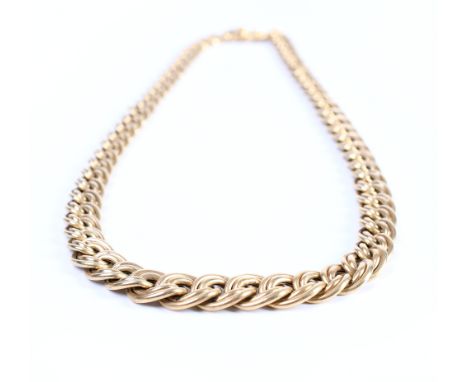 14 kt. Gouden fantasie gourmet schakel collier. In grootte aflopend vanaf het midden. bruto 42,1 gr., l. 46 cm [1] 14 k. Gold