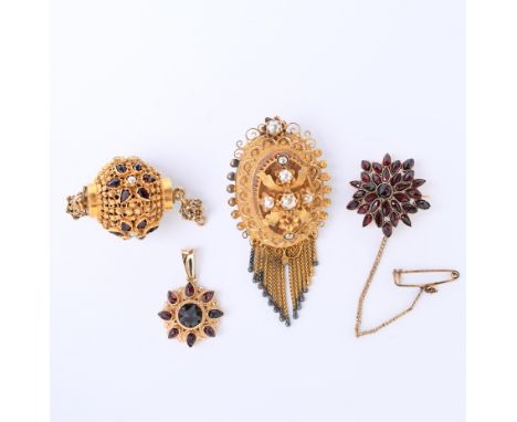 14 kt. Gouden broche, bezet met parels (mist 1) en gedecoreerd met een baardje en filigrain. Hierbij drie stuks 14 kt. gouden