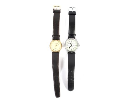 Two gentleman's vintage watches. Comprising a Lorus Sports and a Pulsar, both with leather straps Condition Report: Lorus has