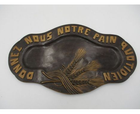 A vintage carved wooden French bread board "Donnez Nous Notre Pain Quotidien" (Give Us Our Daily Bread), signed Lourdes - ove