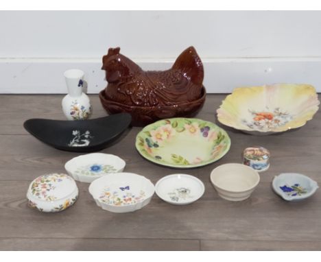 Mixed lot of ceramic ware includes crown Devon dish , large hen egg holder and Aynsley pieces etc