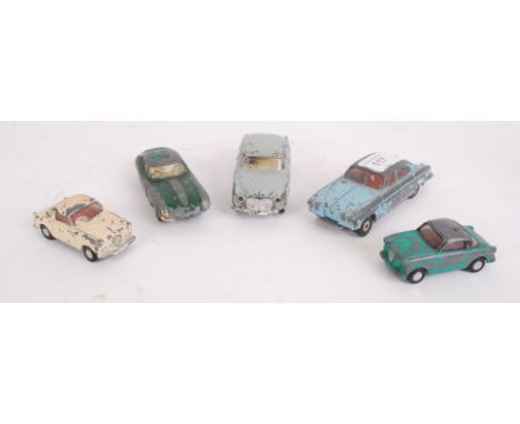 SPOT ON: A collection of 5x vintage Spot On 1:42 scale diecast model cars to include a Jaguar XK E Type, Goggomobil Super (x2