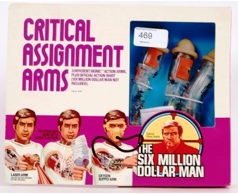SIX MILLION DOLLAR MAN: An original retro vintage Denys Fisher Six Million Dollar Man ' Critical Assignment Arms .' Mint, unu