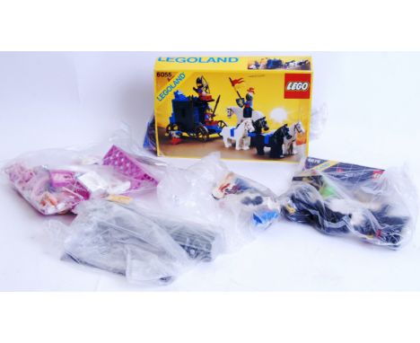 LEGO: A collection of vintage Lego to include: Knights Prisoner Convoy 6055 with original slipcase box, the box marked 'compl