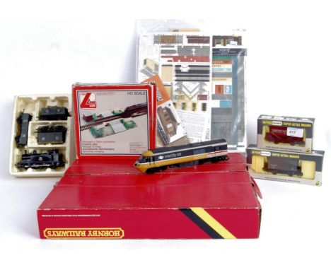 00 GAUGE: A collection of assorted vintage 00 gauge railway trainset accessories and misc. Comprising of: A Triang R52 locomo