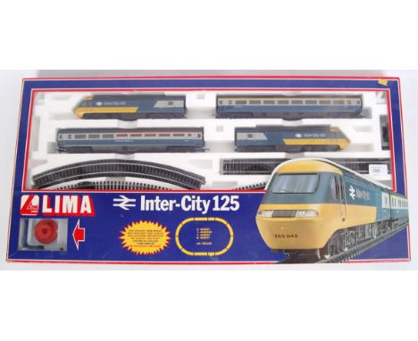 LIMA: An original vintage Lima Railways 00 gauge 107056 Intercity 125 HSE set with restaurant buffet car. Appears complete an