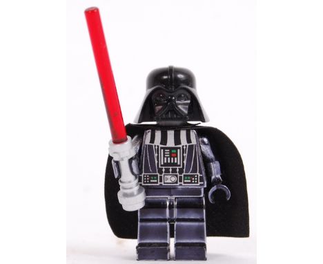 LEGO CHROME DARTH VADER: An original rare variation ' chrome ' effect Darth Vader Star Wars minifigure. Limited edition, was 