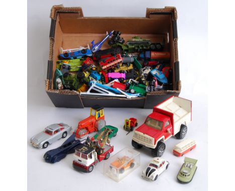 DIECAST: A box of assorted loose vintage diecast to include Corgi, Matchbox, Dinky etc. Good assortment.