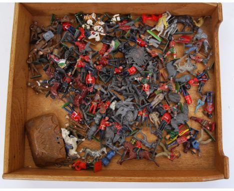 LEAD SOLDIERS: A collection of assorted vintage and antique lead figures, soldiers and animals. Some Britains, some unmarked 
