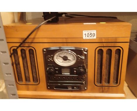 Scott and Co Neostar vintage style record player with USB and CD. Not available for in-house P&P, contact Paul O'Hea at Mailb