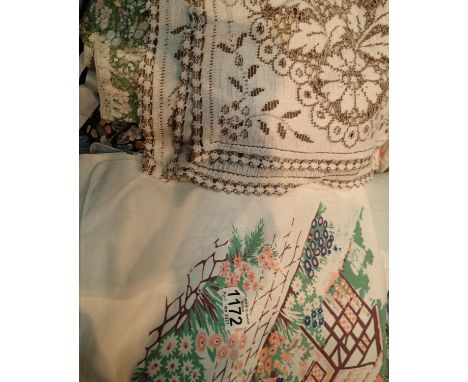 Box of mixed vintage materials, embroidery, lace etc. Not available for in-house P&amp;P, contact Paul O'Hea at Mailboxes on 