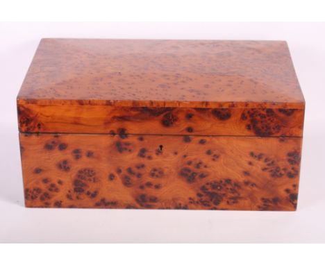 An Hermes hardwood trinket box fitted two trays and hinged lid, 15" wide, and a thuya trinket box