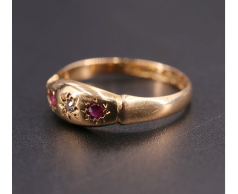 An early 20th Century gypsy-set diamond, pink topaz and 18 ct gold finger ring, London, 1916, N/O, 1.8 g