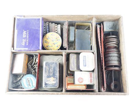 A quantity of vintage Meccano