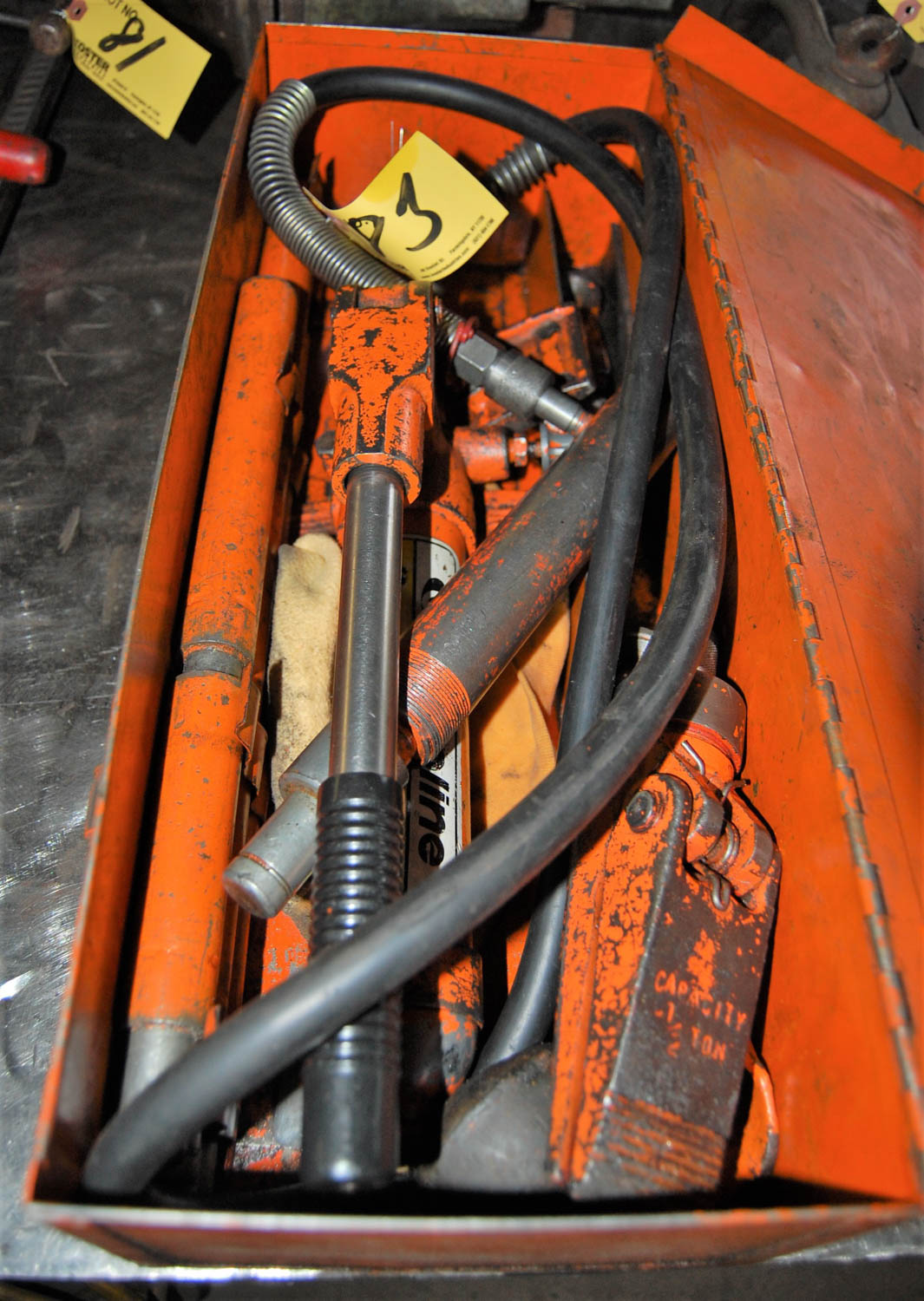 MDL 107B ASTROLINE 4TON CAPACITY HYDRAULIC JACK