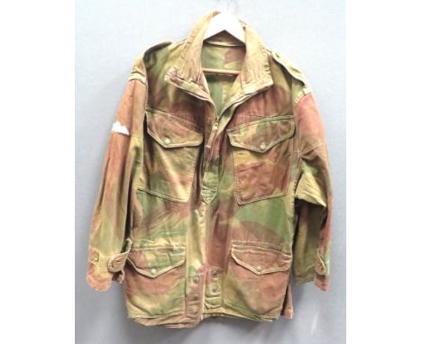 WW2 Pattern Airborne Denison Camouflaged Smockcamouflaged, half zip front smock. Large chest patch and lower pockets, all wit